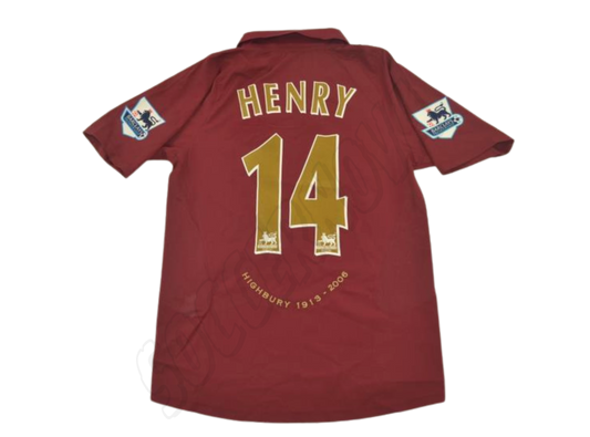 Camiseta de local del Arsenal 2005/06