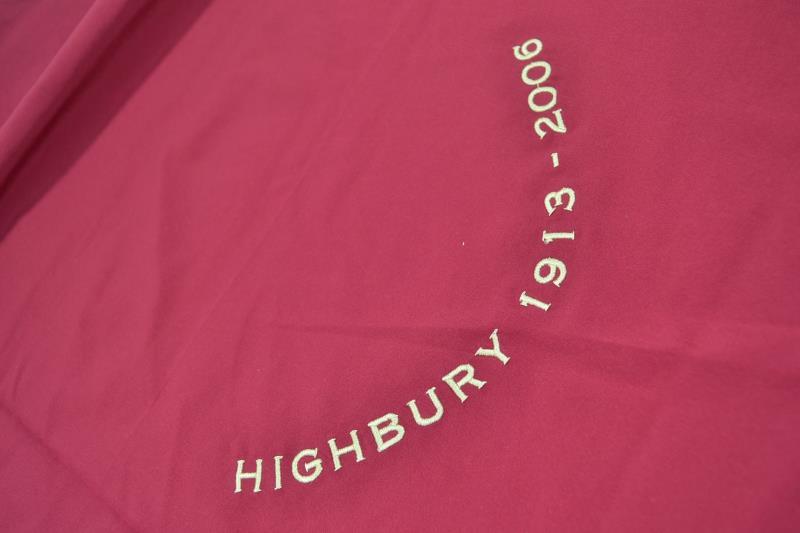Camiseta de local del Arsenal 2005/06