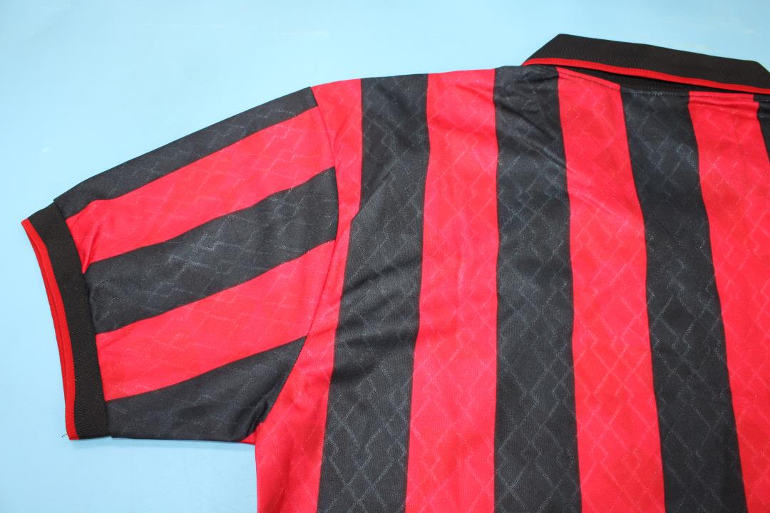 Camiseta local del AC Milan 1995/96