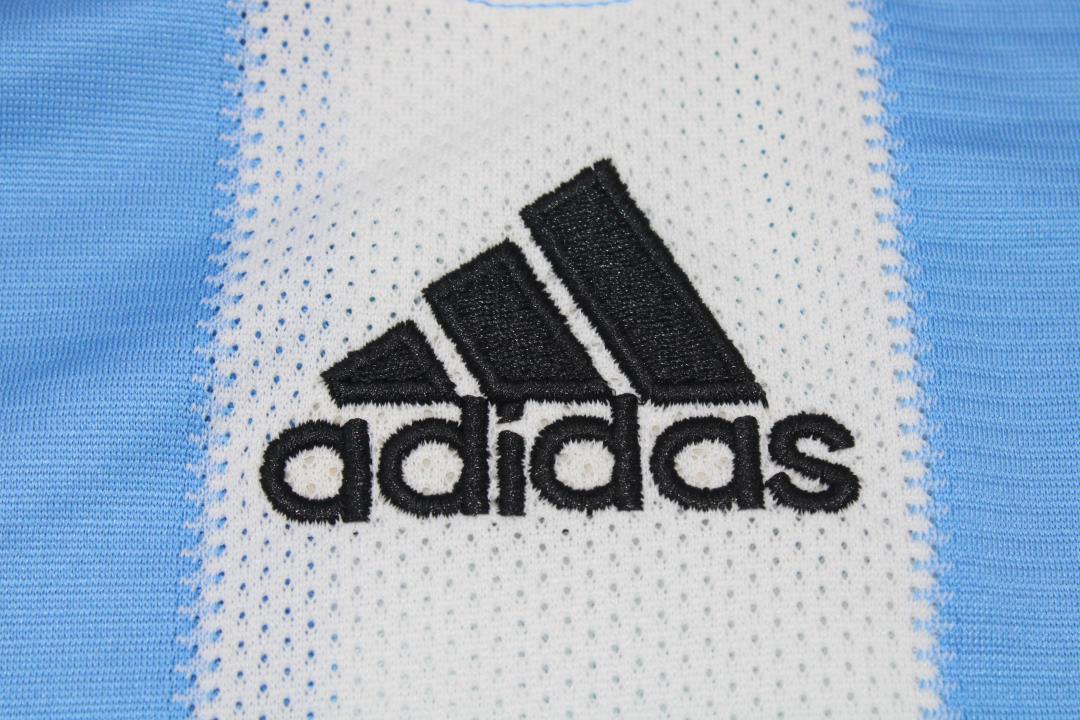 Camiseta de local de Argentina 2010/11