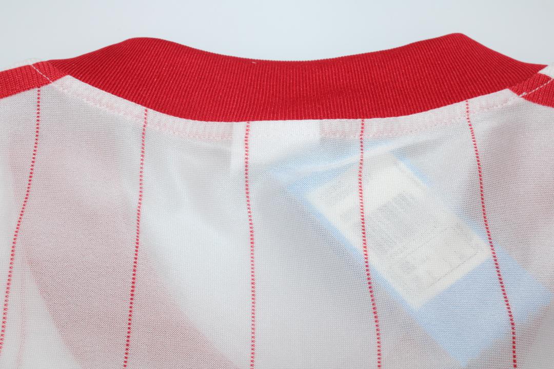 Camiseta de local de Polonia 1982/83