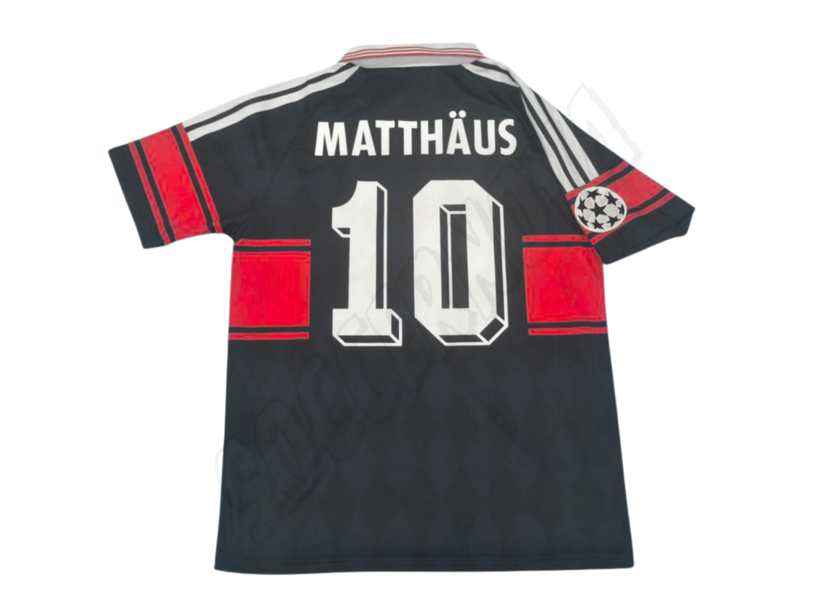 Bayern München 1997/98 Home Shirt