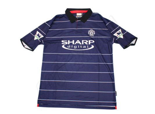 Manchester United 1999/00 Away Shirt