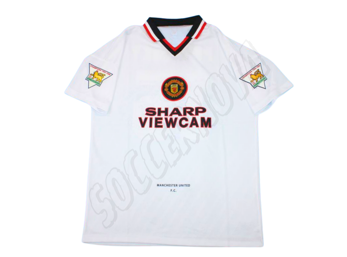 Manchester United 1996/97 Away Shirt