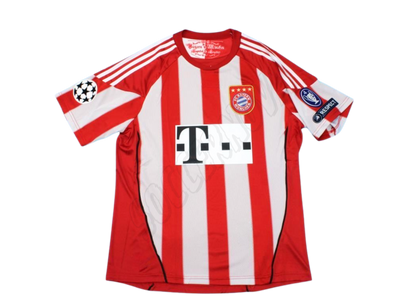 Camiseta de local del Bayern Múnich 2010/11