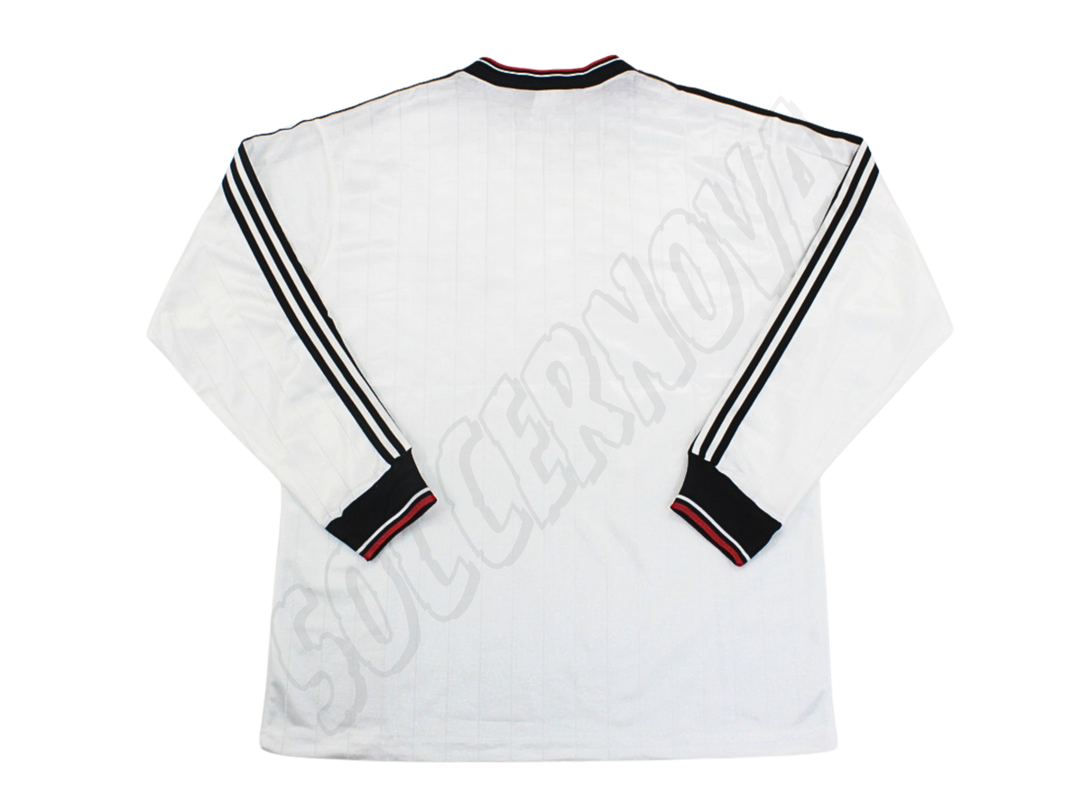 Camiseta de Manga Larga Visitante del Manchester United de la Final de la Milk Cup de 1983
