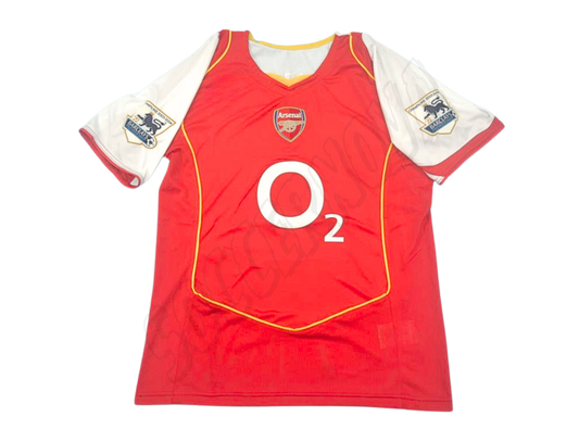 Camiseta de la primera equipación del Arsenal 2004/05