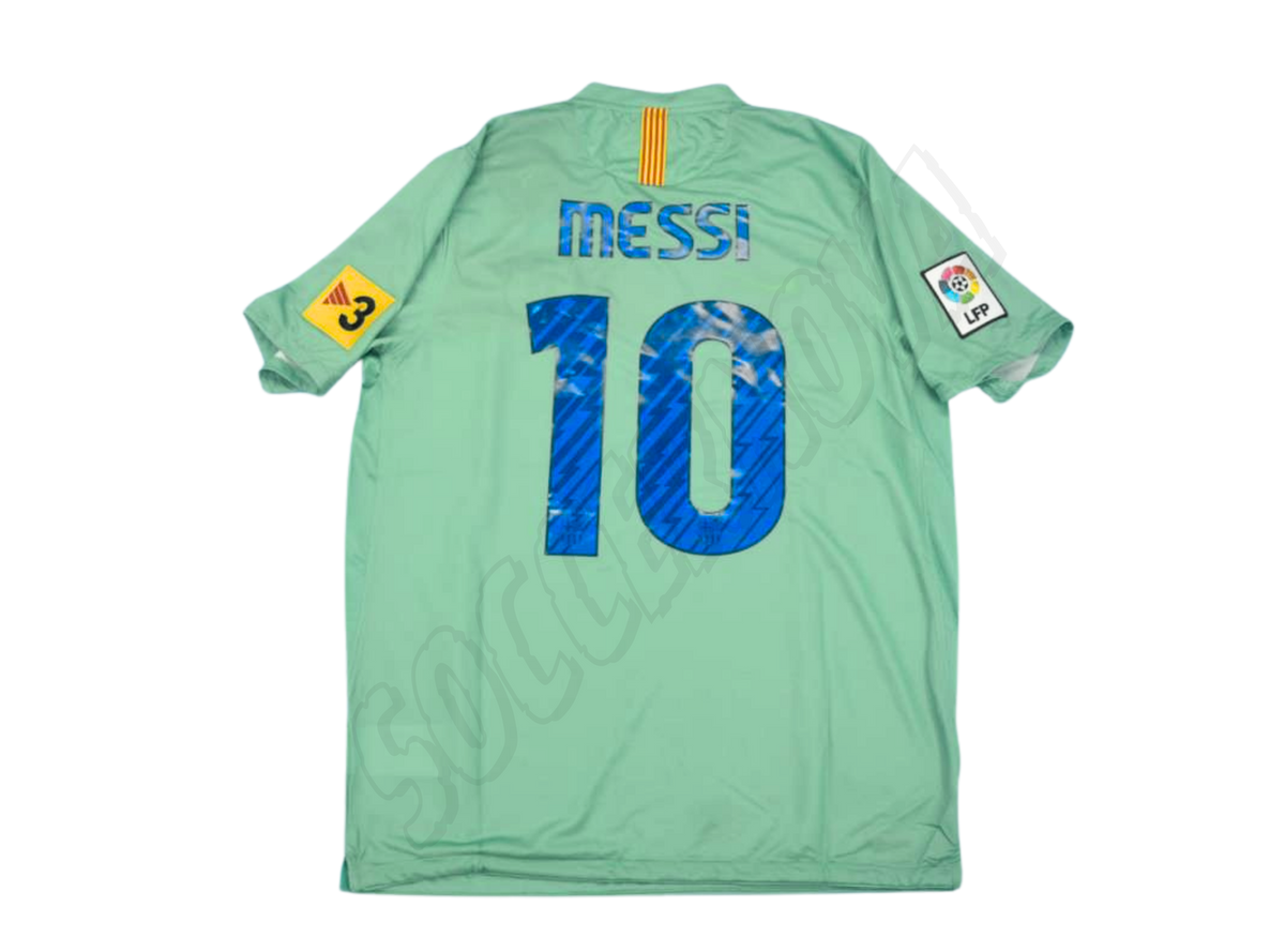 Barcelona 2010/11 Away Shirt