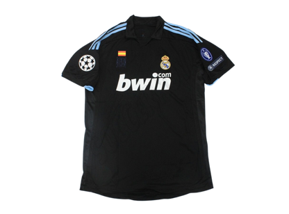 Camiseta de visitante del Real Madrid 2009/10