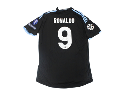 Camiseta de visitante del Real Madrid 2009/10