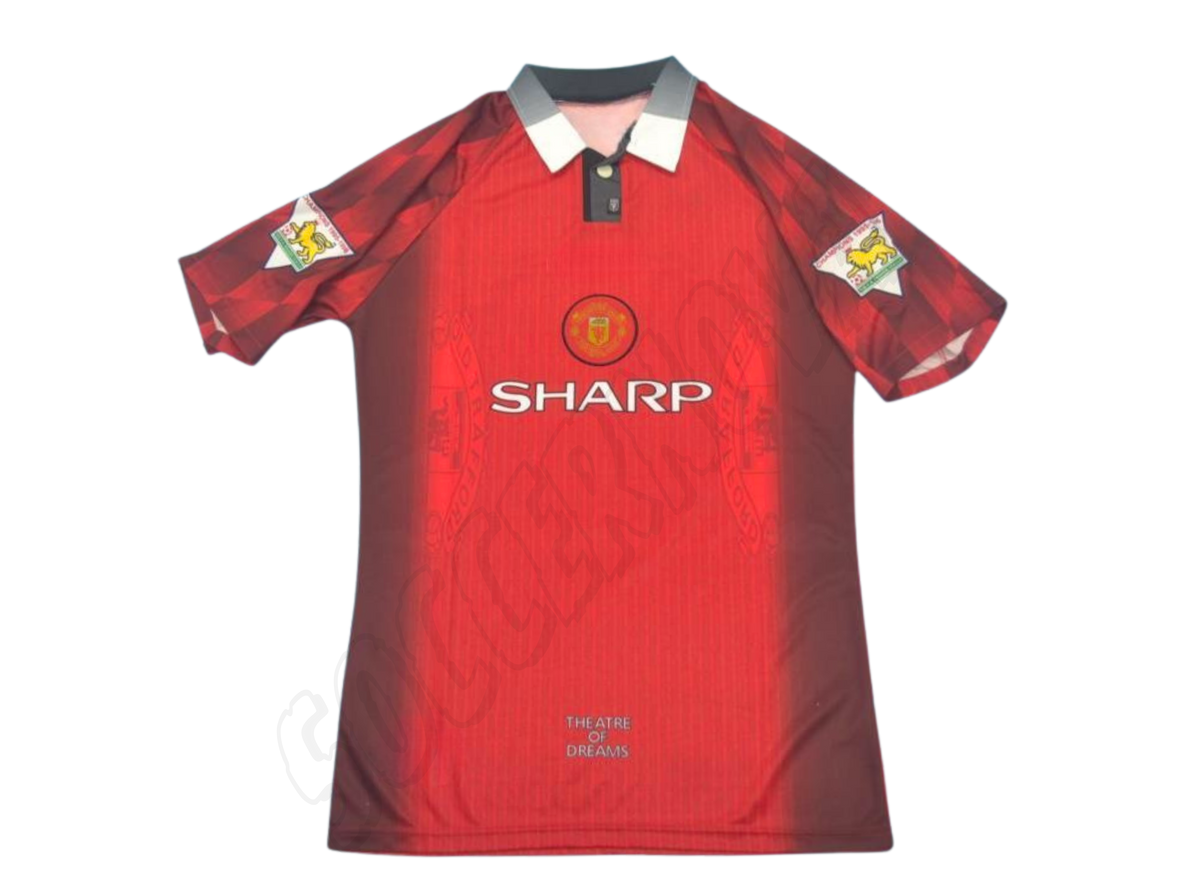 Camiseta local del Manchester United 1996-98