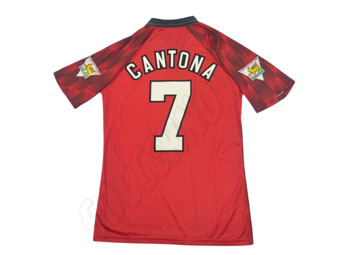 Camiseta local del Manchester United 1996-98