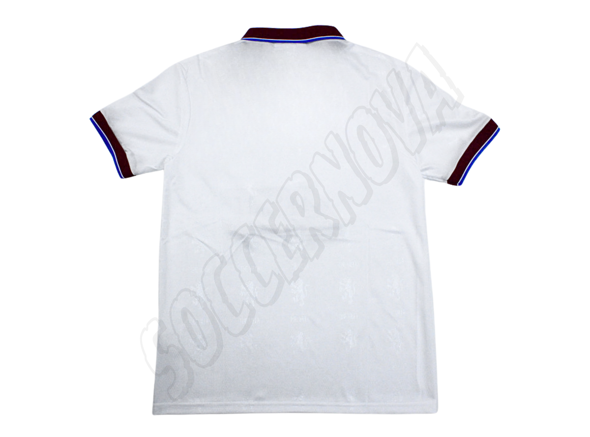 Camiseta visitante del Aston Villa 1996/97