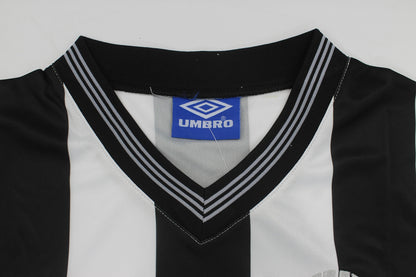 Camiseta del Newcastle United 1984/86 local