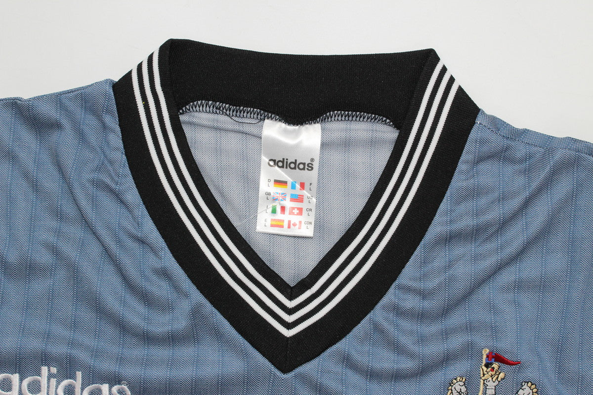 Newcastle United 1996/97 Away Shirt