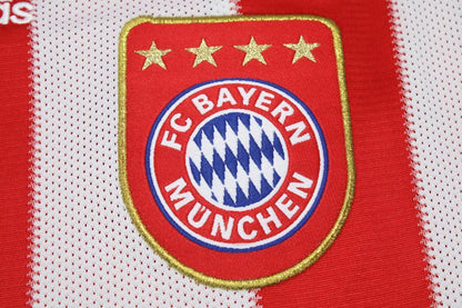 Camiseta de local del Bayern Múnich 2010/11