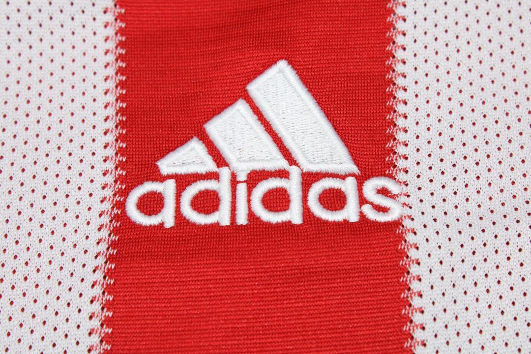 Camiseta de local del Bayern Múnich 2010/11