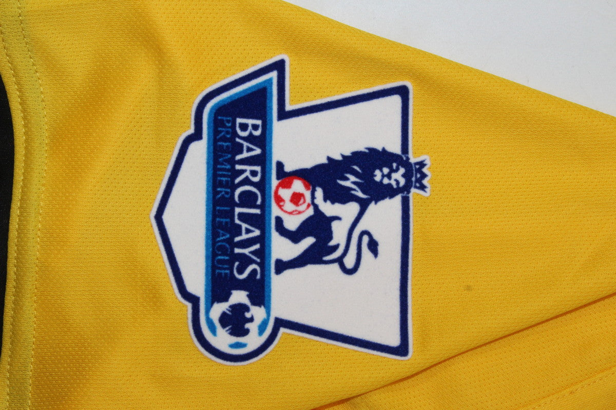 Maillot domicile des Wolves 2009/10