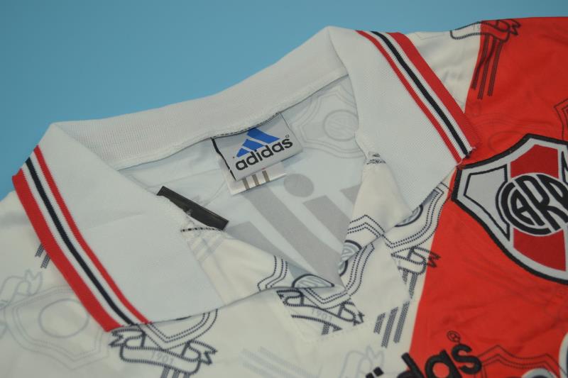 Camiseta de local del River Plate 1996/97