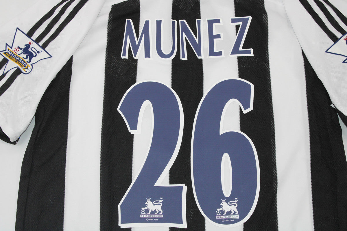 Camiseta local del Newcastle United 2003/05