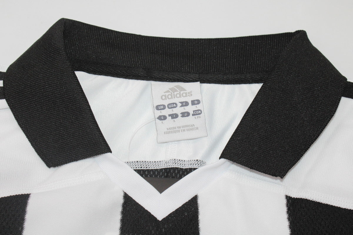 Camiseta local del Newcastle United 2003/05