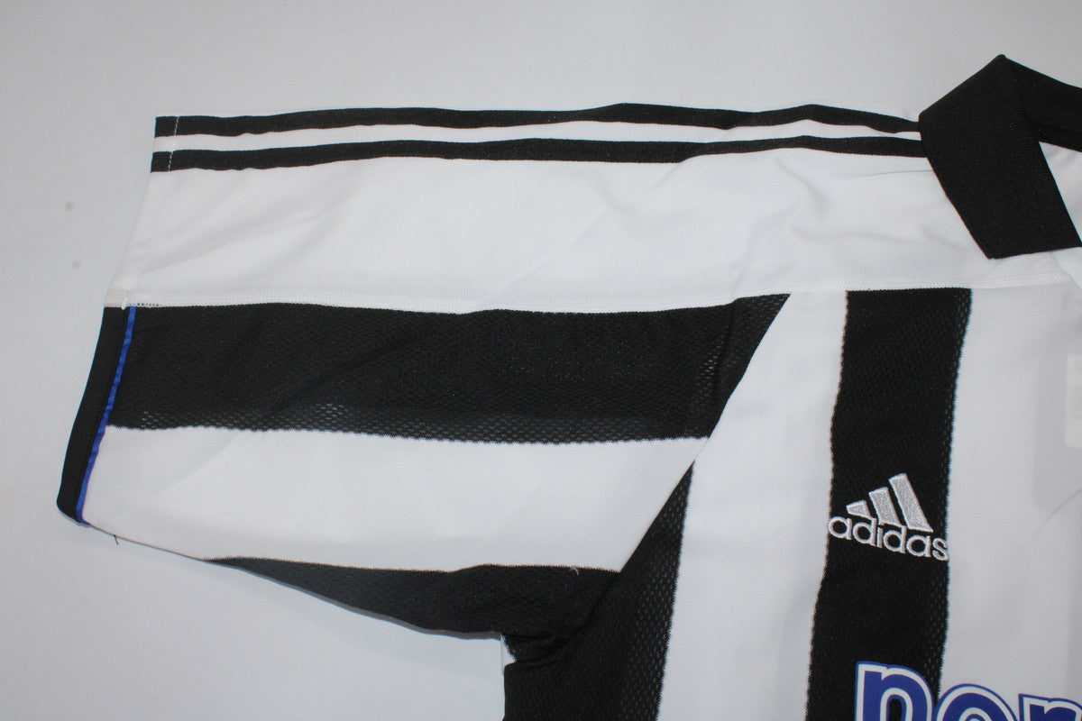 Camiseta local del Newcastle United 2003/05