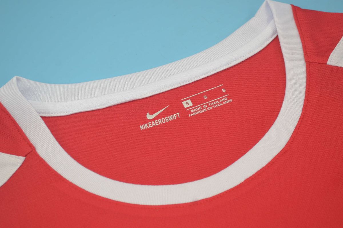 Camiseta de local del Arsenal 2002/04