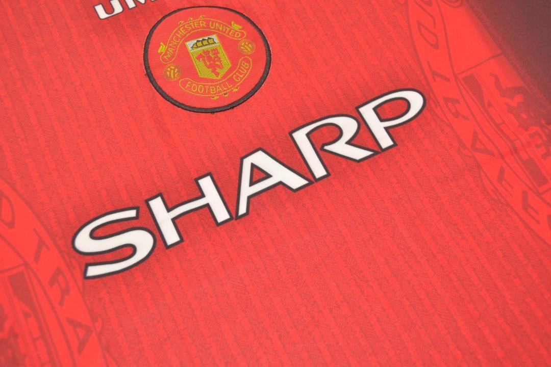 Camiseta local del Manchester United 1996-98