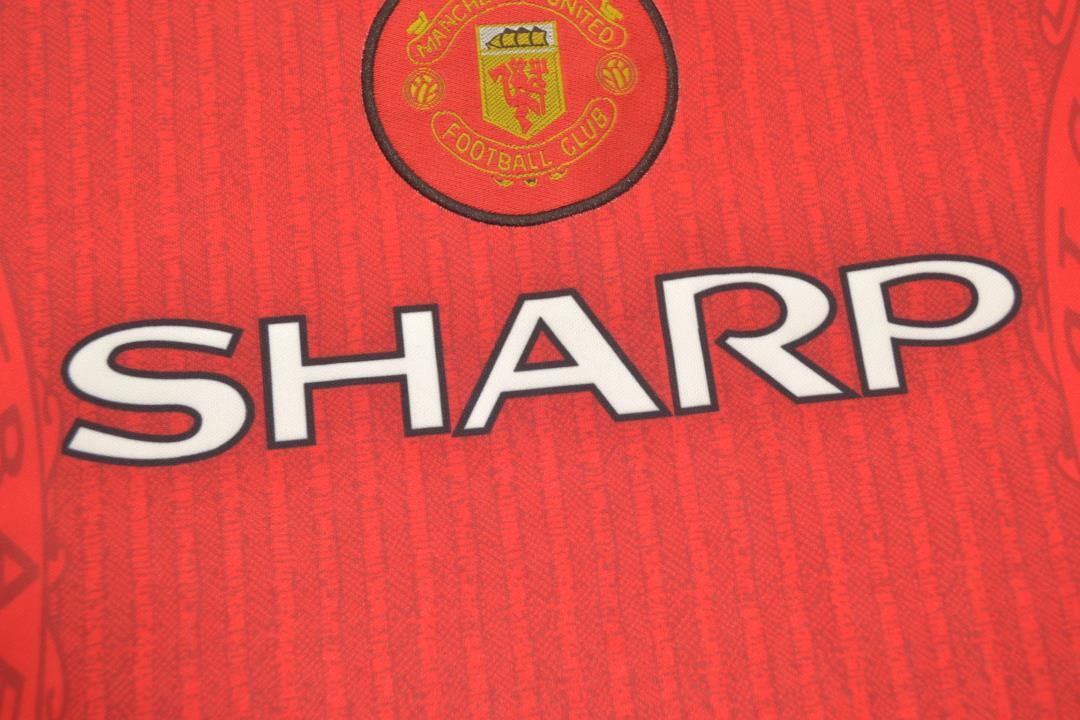 Manchester United 1996/98 Long Sleeves Home Shirt