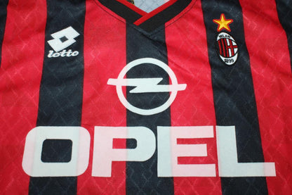Camiseta local del AC Milan 1995/96