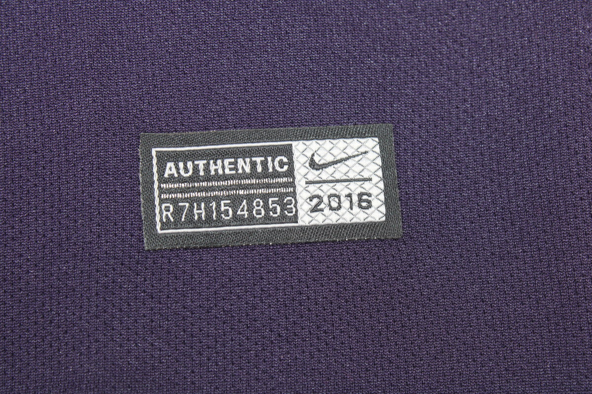 Barcelona 2016/17 Away Shirt
