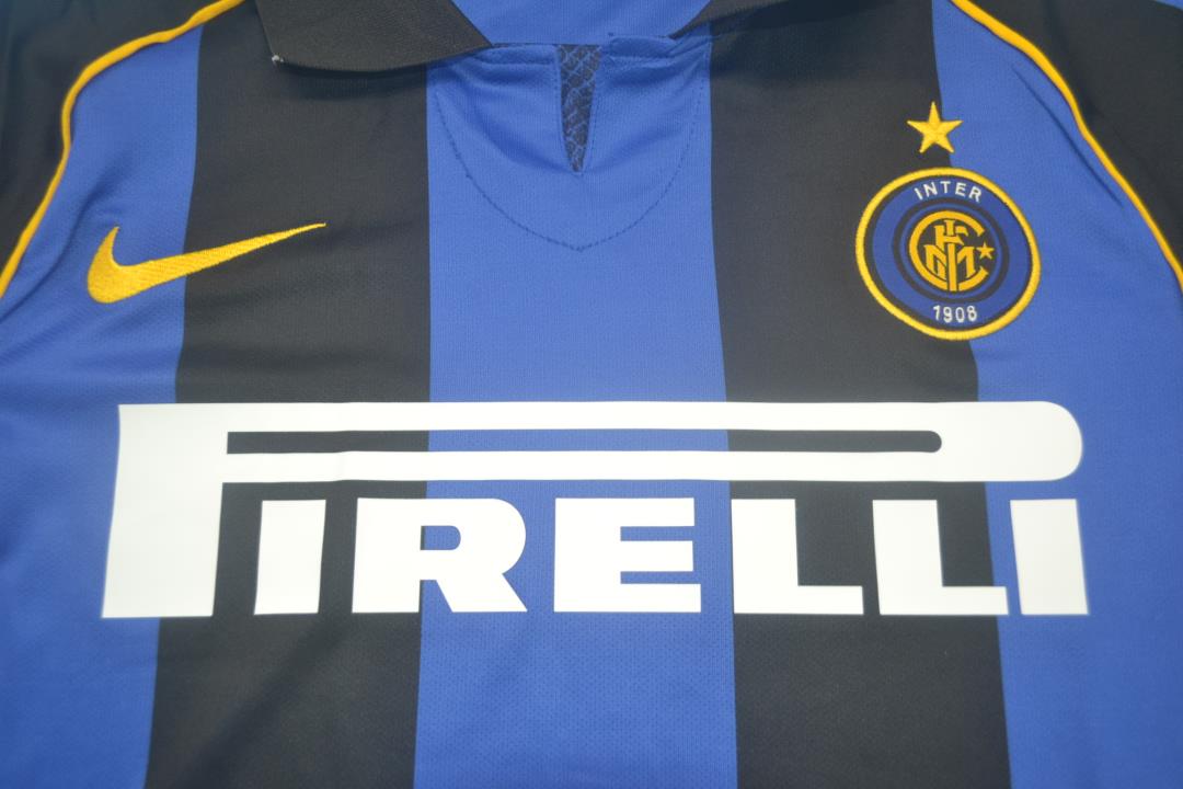 Camiseta de local del Inter de Milán 2001/02