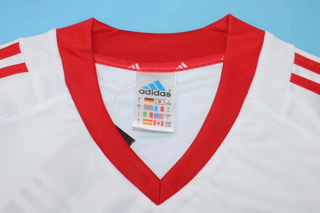 China 2002/04 Away Shirt