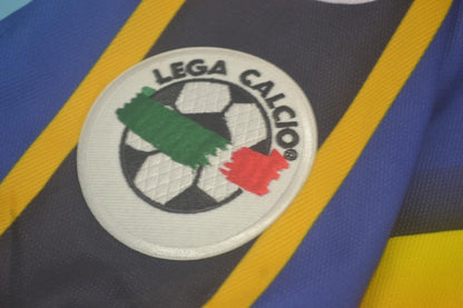 Camiseta local del Parma 2001/02