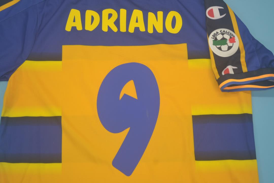 Camiseta local del Parma 2001/02