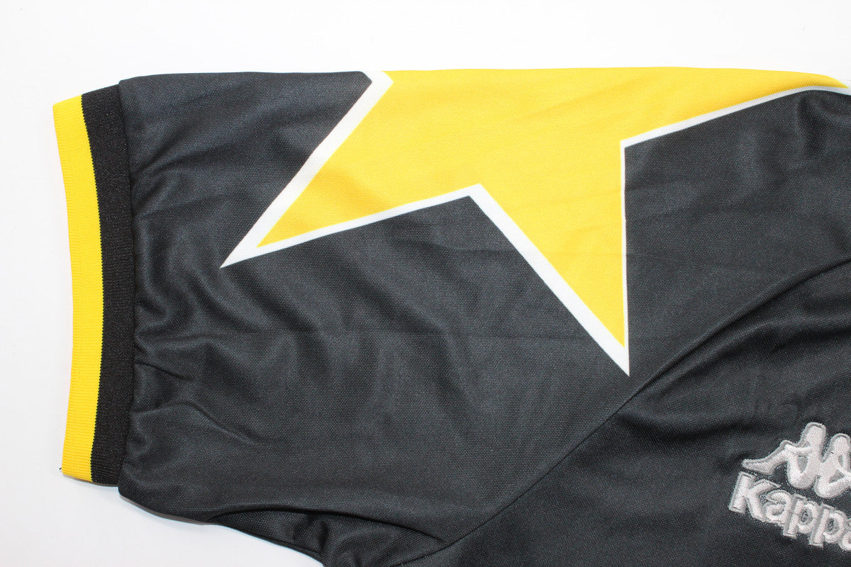 Juventus 1995/96 Third Shirt