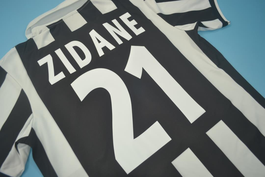 Maillot domicile Juventus 1999/00