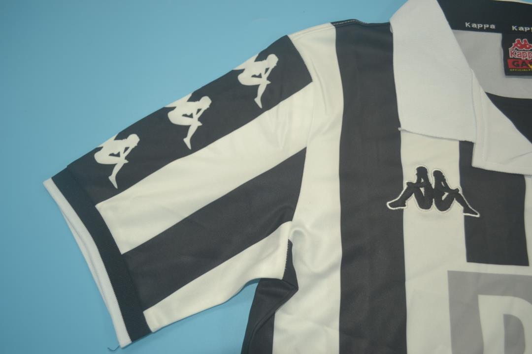 Maillot domicile Juventus 1999/00