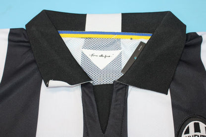 Camiseta de Local de la Final de la Liga de Campeones de la UEFA 2014/15 de la Juventus