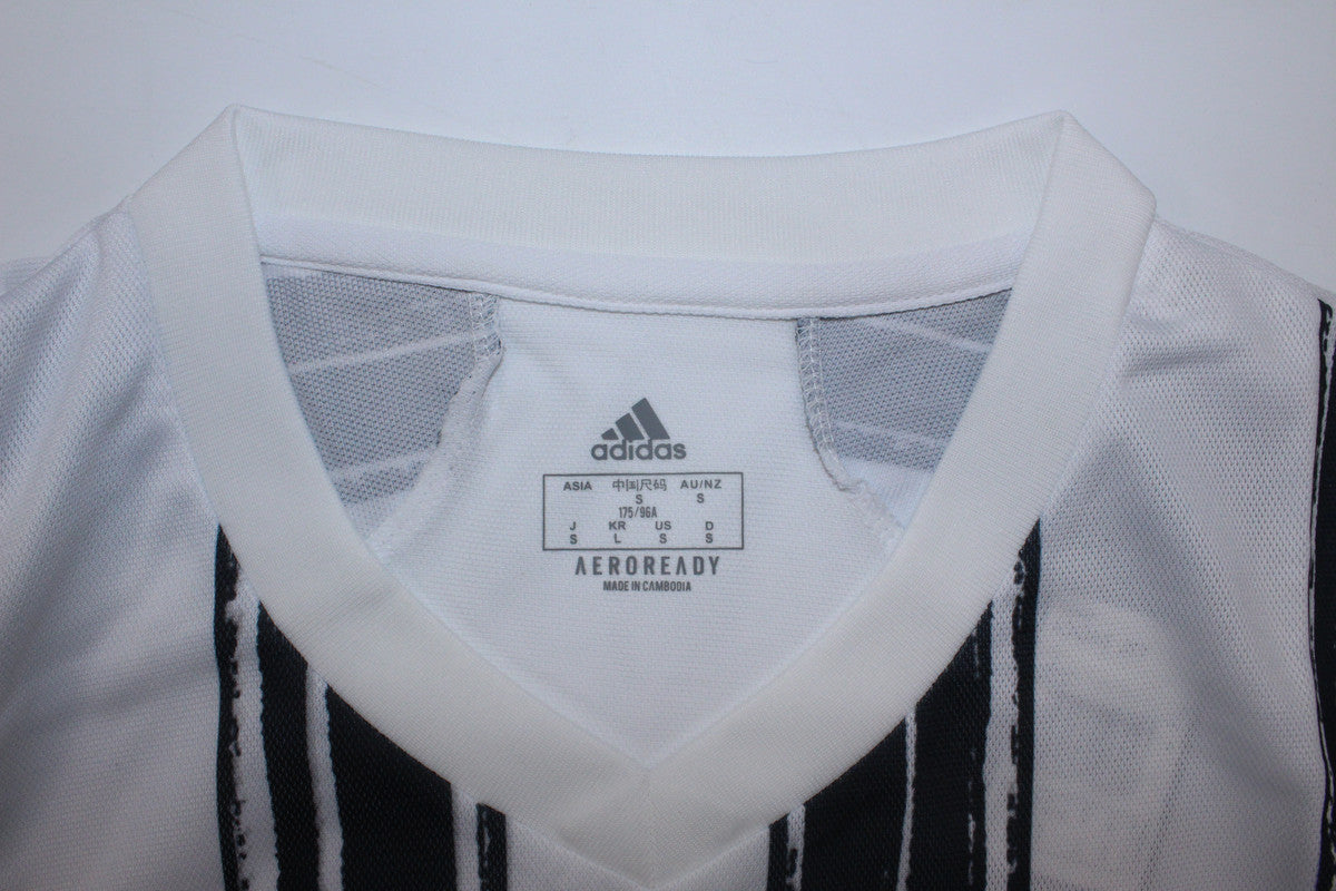 Camiseta local de la Juventus 2020/21