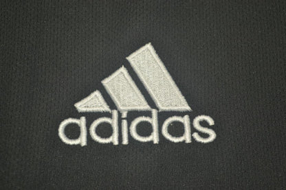 Camiseta de visitante del Real Madrid 2004/05