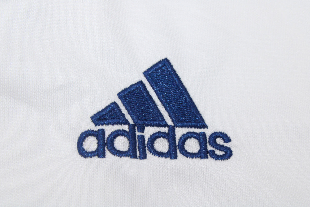Maillot domicile du Real Madrid 2001/02