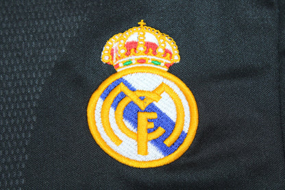 Camiseta de visitante del Real Madrid 2001/02