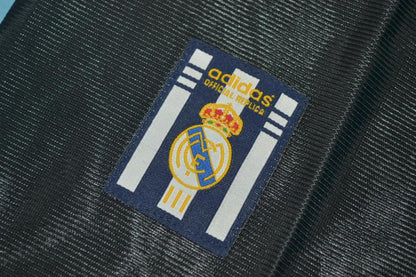 Camiseta de visitante del Real Madrid 2000/01