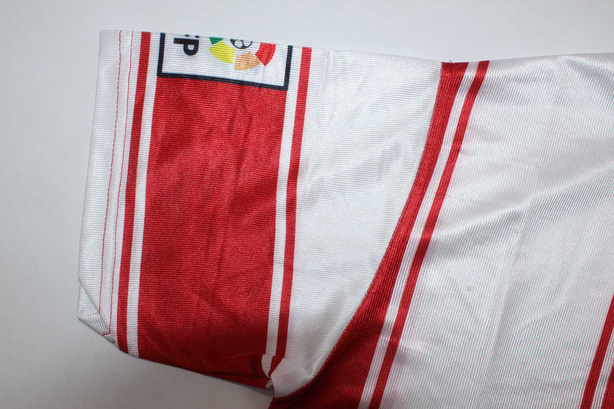 Camiseta de local del Atlético de Madrid 1999/00