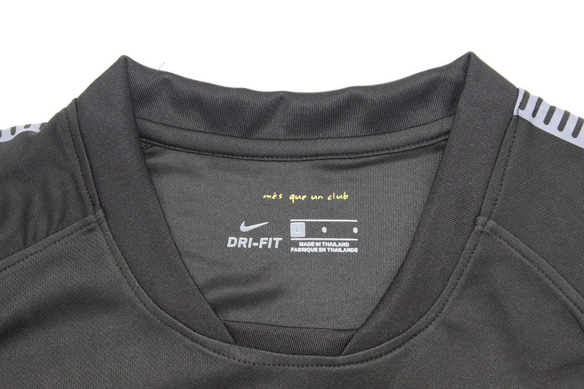Barcelona 2011/12 Away Shirt