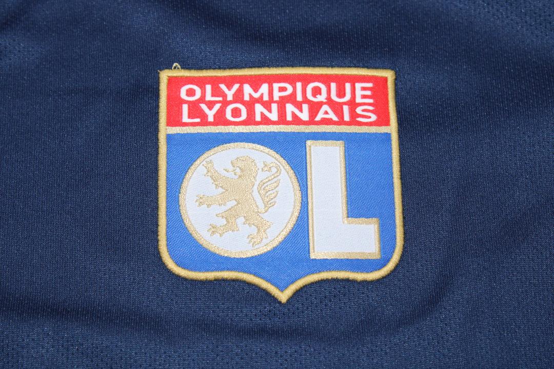 Camiseta visitante del Olympique Lyon 2001/02