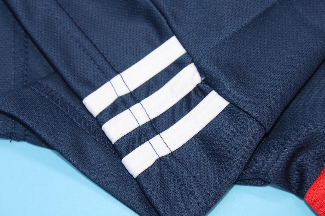 Camiseta visitante del Olympique Lyon 2001/02