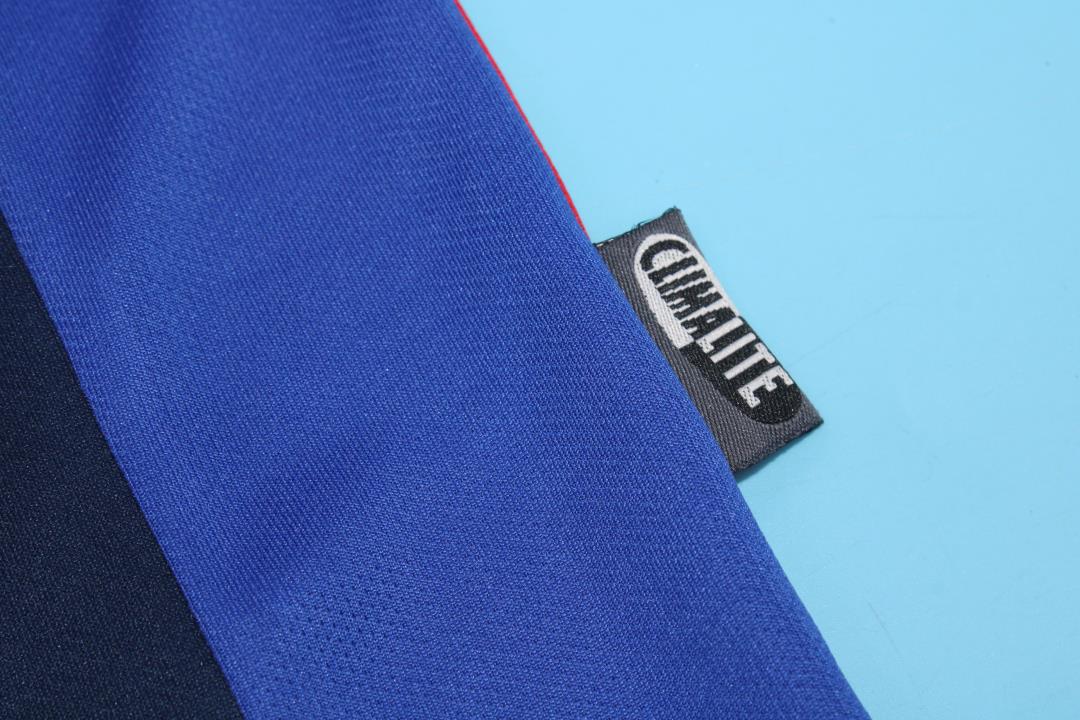 Camiseta visitante del Olympique Lyon 2001/02