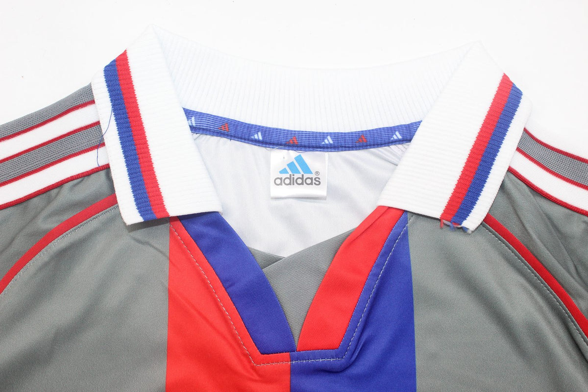 Camiseta de visitante del Olympique de Lyon 2000/01